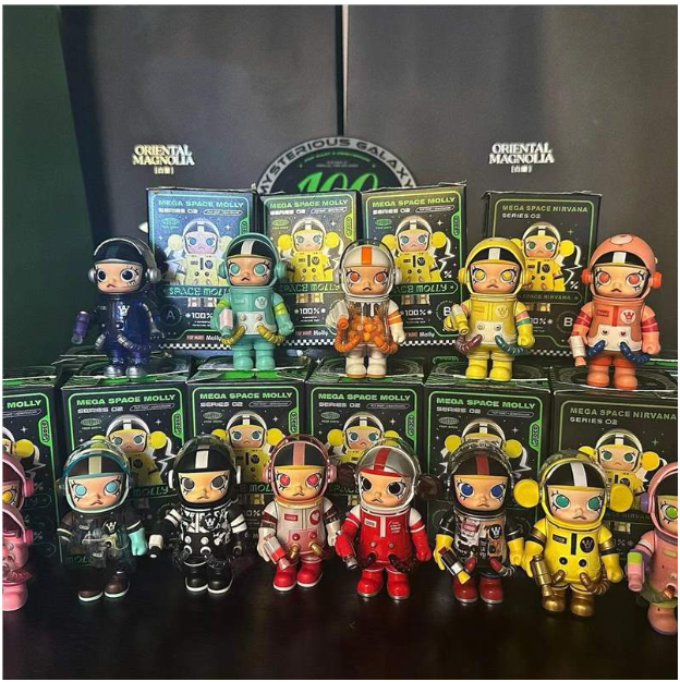 POPMART MEGA SPACE MOLLY 100% Anniversary Series 2-A Blind Box Trendy Ornament